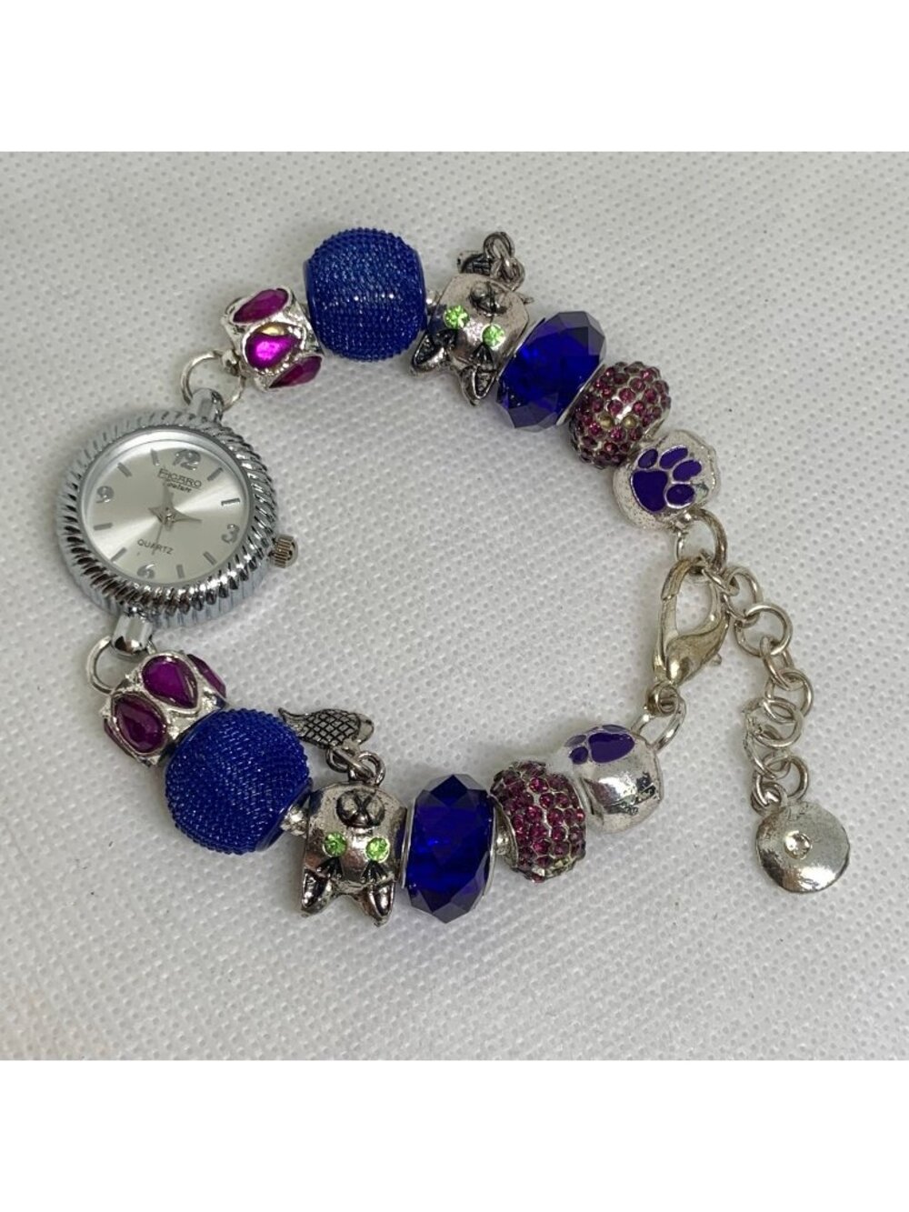 Figaro couture women watch silver tone 22mm  quartz analog bracelet running